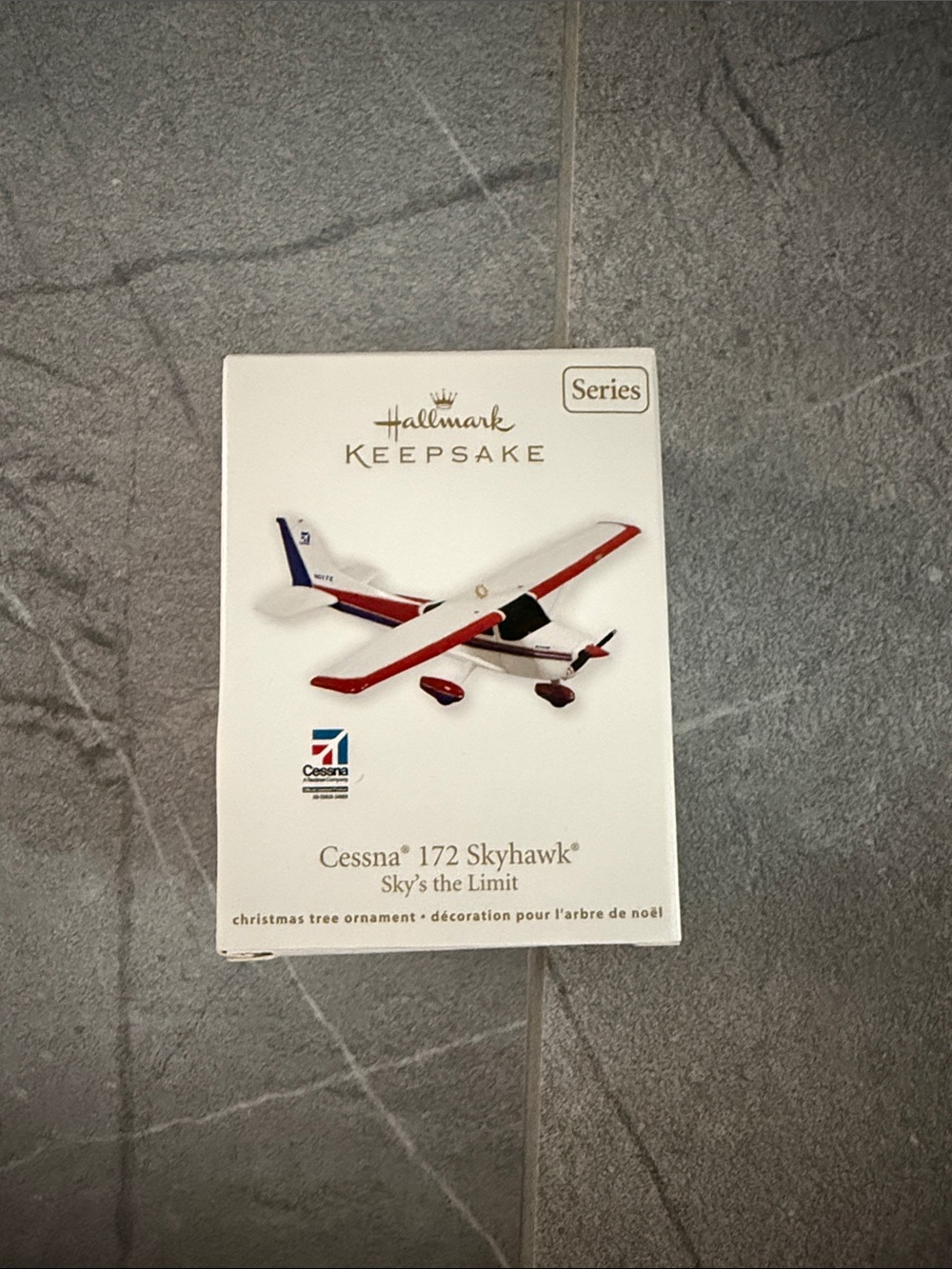Hallmark Keepsake Cessna 172 Skyhawk Ornament - Red, White & Blue